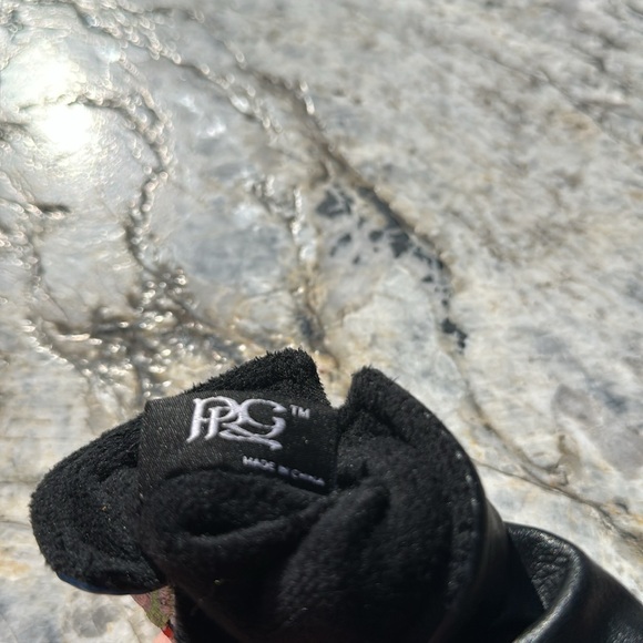 ‼️Las Vegas Cascata Golf Head  Covers Brand New/ Never Used‼️ - Picture 6 of 6